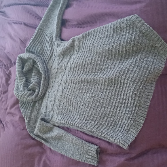 Grey cabled sweater /sweater dress. Long as a sweater.. - Picture 1 of 4